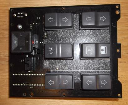 Switch Panel With Sunroof (Genuine) YUB100920LNF YUB100930 AMR2697